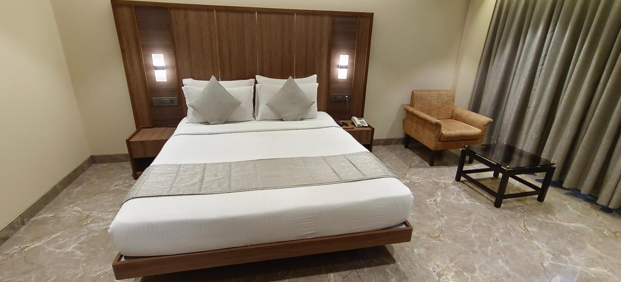 Hotel Archana Residency Mumbai Exterior foto